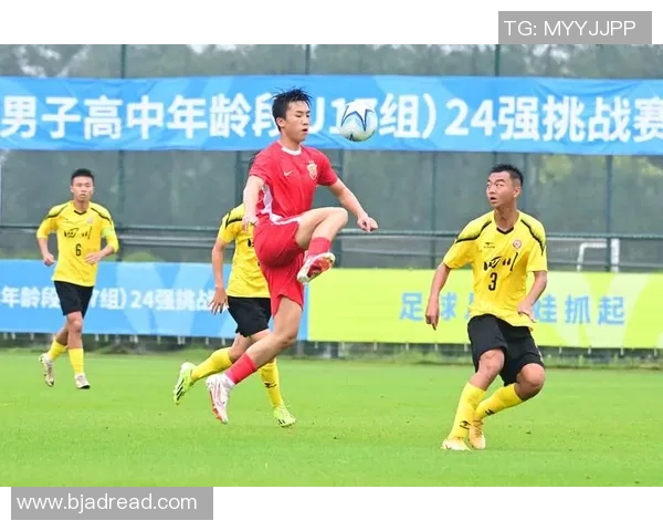 杭州足球队在挑战赛中的实力展现与未来发展潜力分析 杭州足球队在挑战赛中的实力展现与未来发展潜力分析