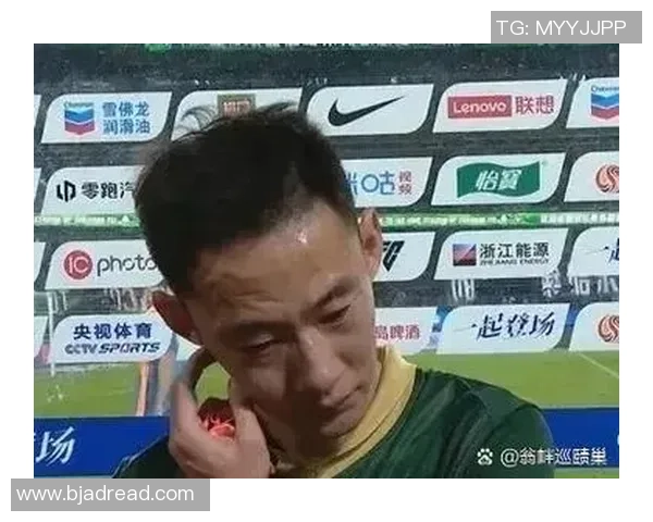 足球明星再遭重病困扰球迷心痛不已呼吁关注健康问题 足球明星再遭重病困扰球迷心痛不已呼吁关注健康问题